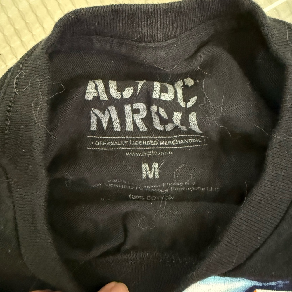 AC/DC Merch Tee - Picture 5 of 7